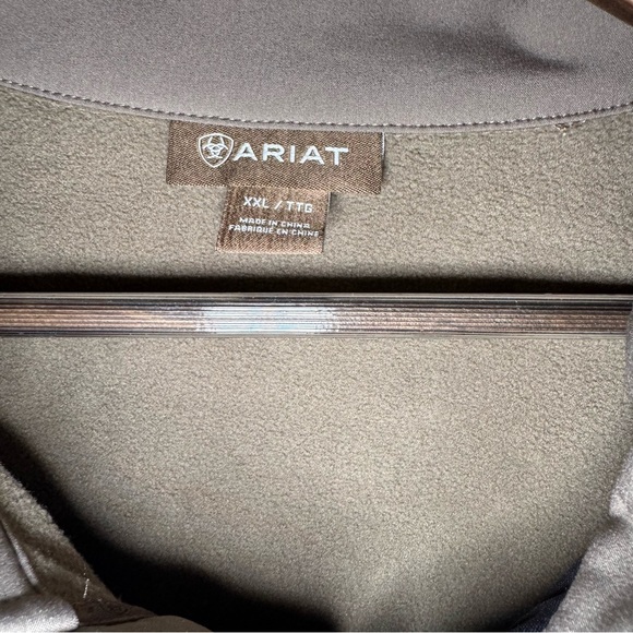 Ariat Logo 2.0 EcoDry Softshell Jacket in Morel/Camo - Picture 12 of 13